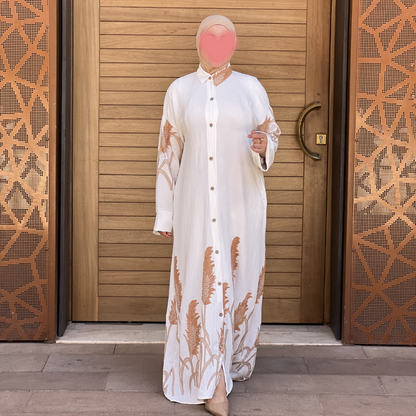 عباية بتطريز أنيق