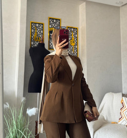طقم بليزر أنيق
