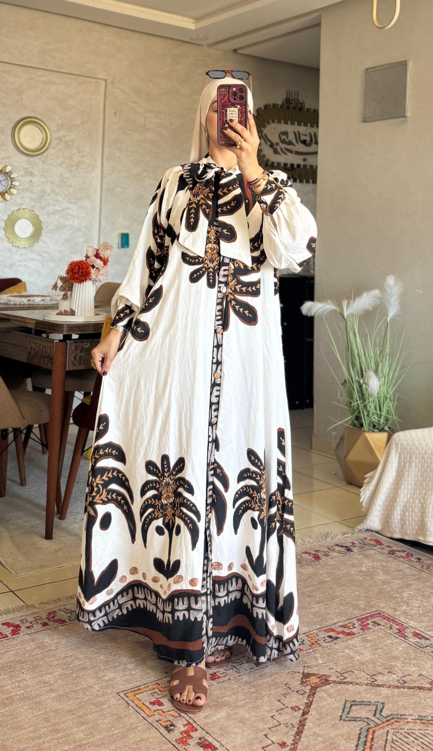 فستان طويل استوائي طويل