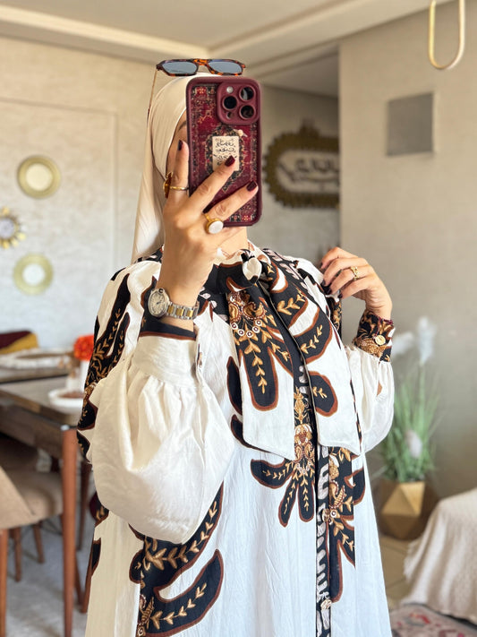 فستان طويل استوائي طويل
