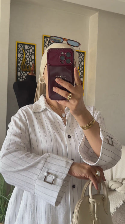 طقم مخطط أنيق بقصة واسعة