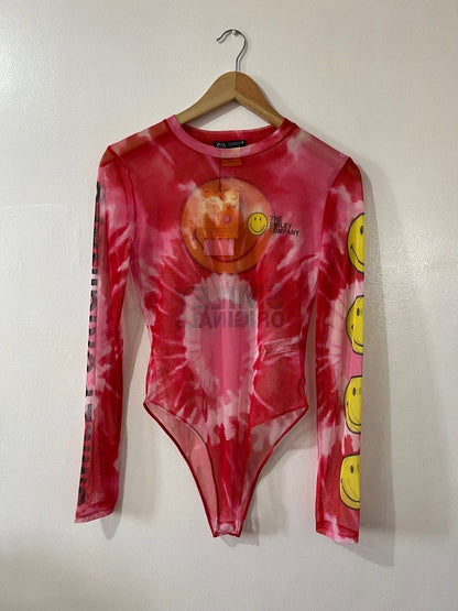 Zara SMILEY® SEMI-SHEER BODYSUIT - Redish Pink
