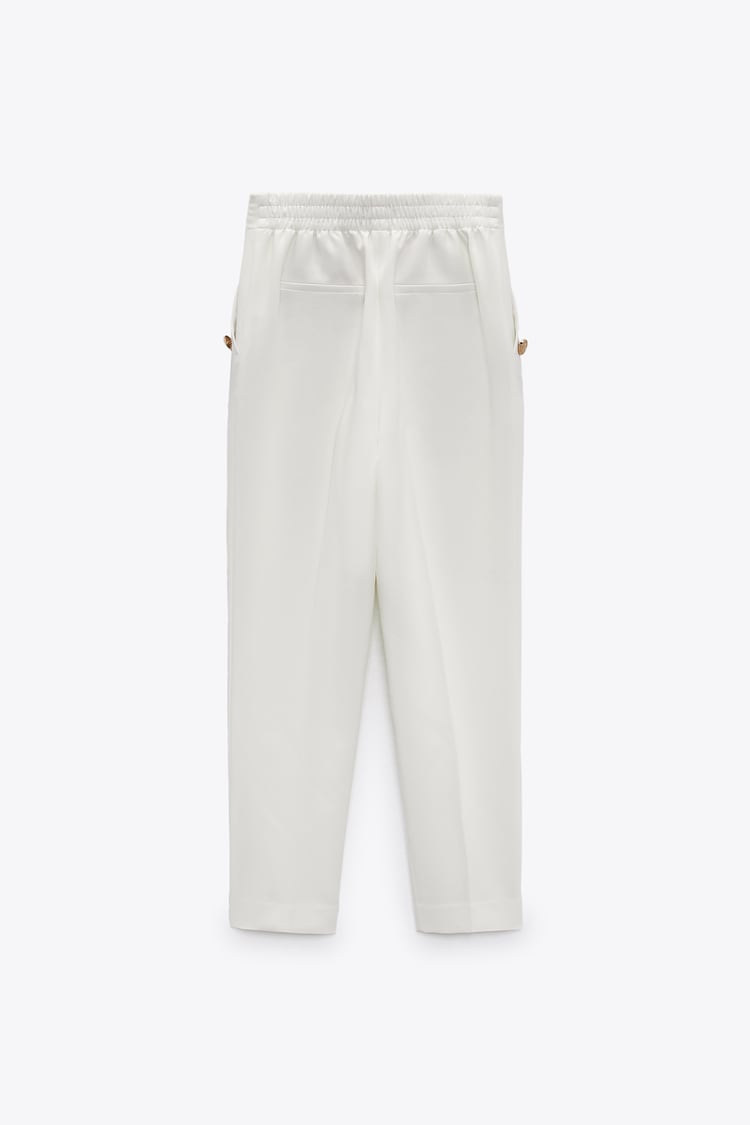 PANTALON DROIT À BOUTONS MÉTALLIQUES